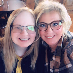 Meet your Posher, Dana